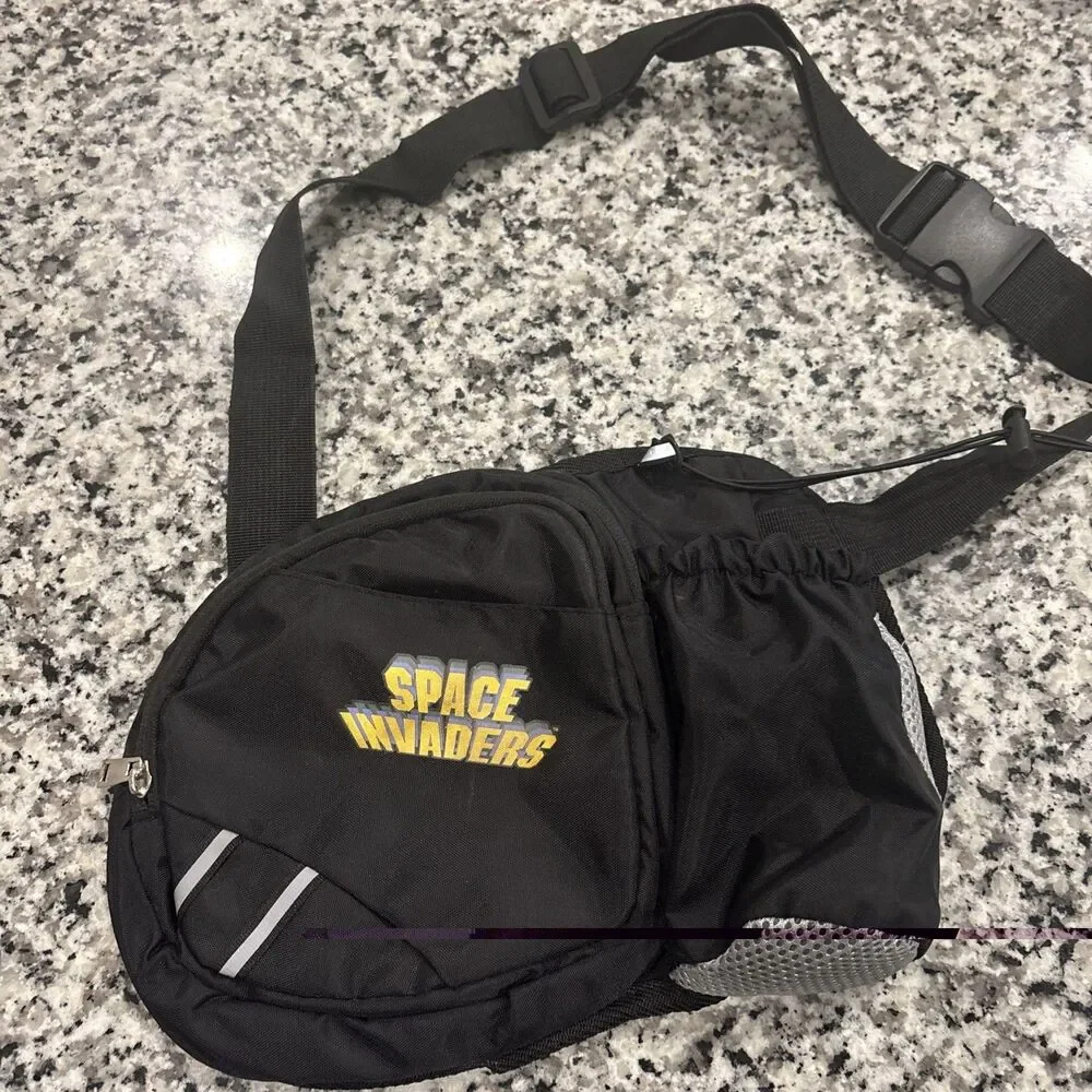 Space Invaders Video Game Black  Trave Waist Shoulder Sports Bag W/ Drink Holder